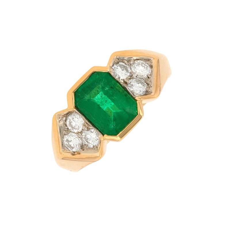 Acheter Bague émeraude 1.53 carat et diamants 0.42 carat or jaune 7.25g Comme neuf - 2500,00 € Bague émeraude 1.53 carat et diamants 0.42 carat or jaune 7.25g Comme neuf - reconditionné disponible sur Gemme Les Bijoux